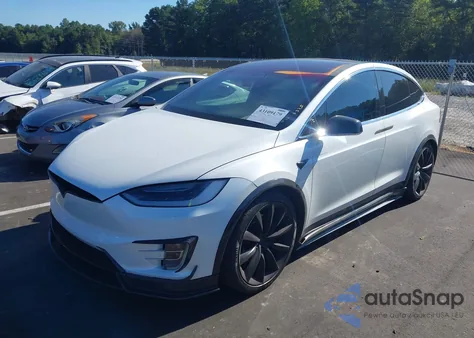 2018 Tesla Model X из США, поврежденный, VIN 5YJXCBE29JF141230